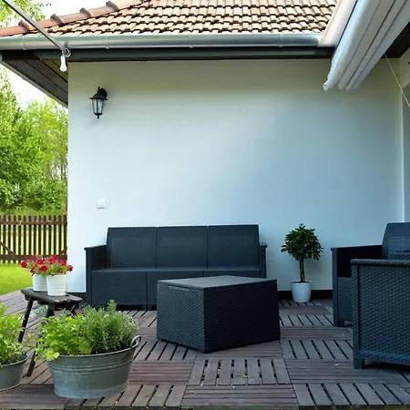 Tücsöktanya Villa